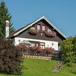 Quiet Near Trails Nyaraló Altenfeld