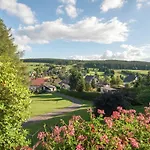 Quiet Near Trails Nyaraló *