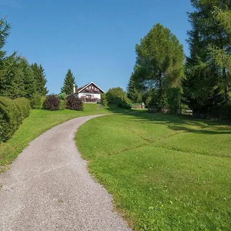 Ruhiges In Der Naehe Von Wanderwegen Altenfeld (Thuringia)