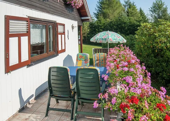 Quiet Near Trails Tatil Evi Altenfeld (Thuringia)